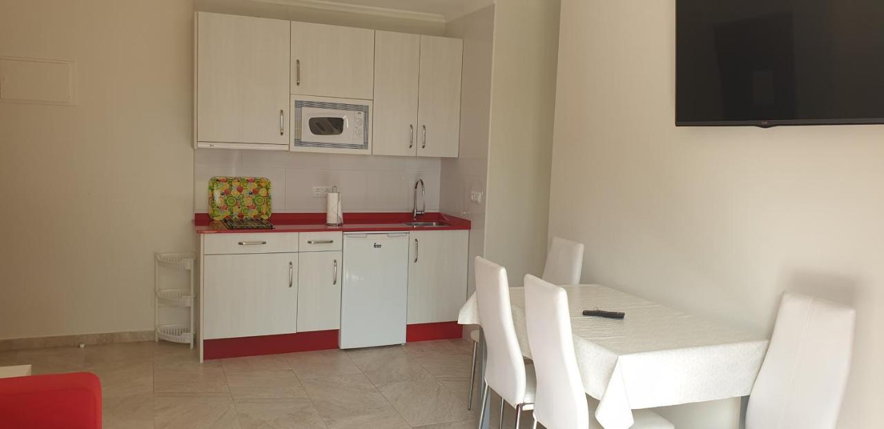Apartamentos La Pradera De Isla Plana Exteriör bild