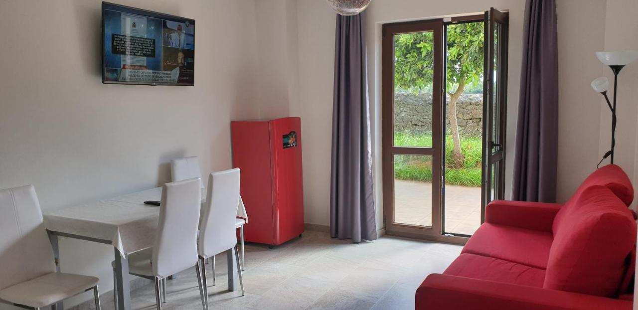 Apartamentos La Pradera De Isla Plana Exteriör bild
