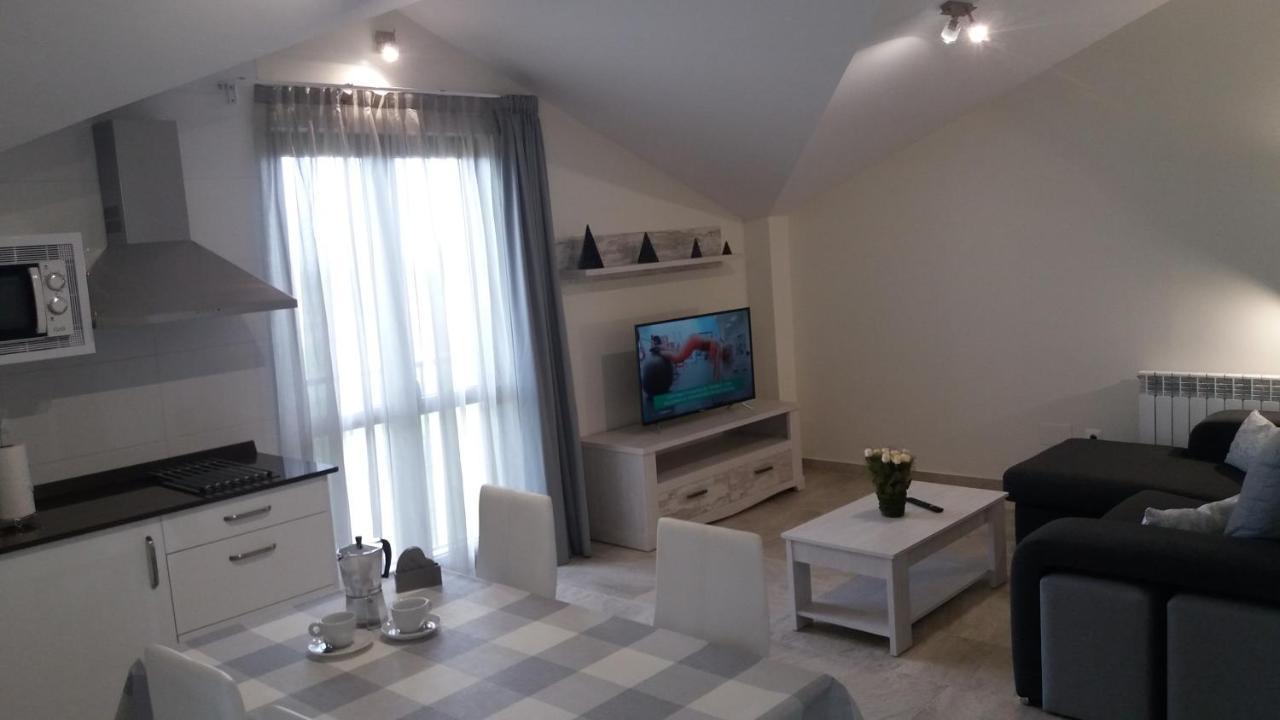 Apartamentos La Pradera De Isla Plana Exteriör bild