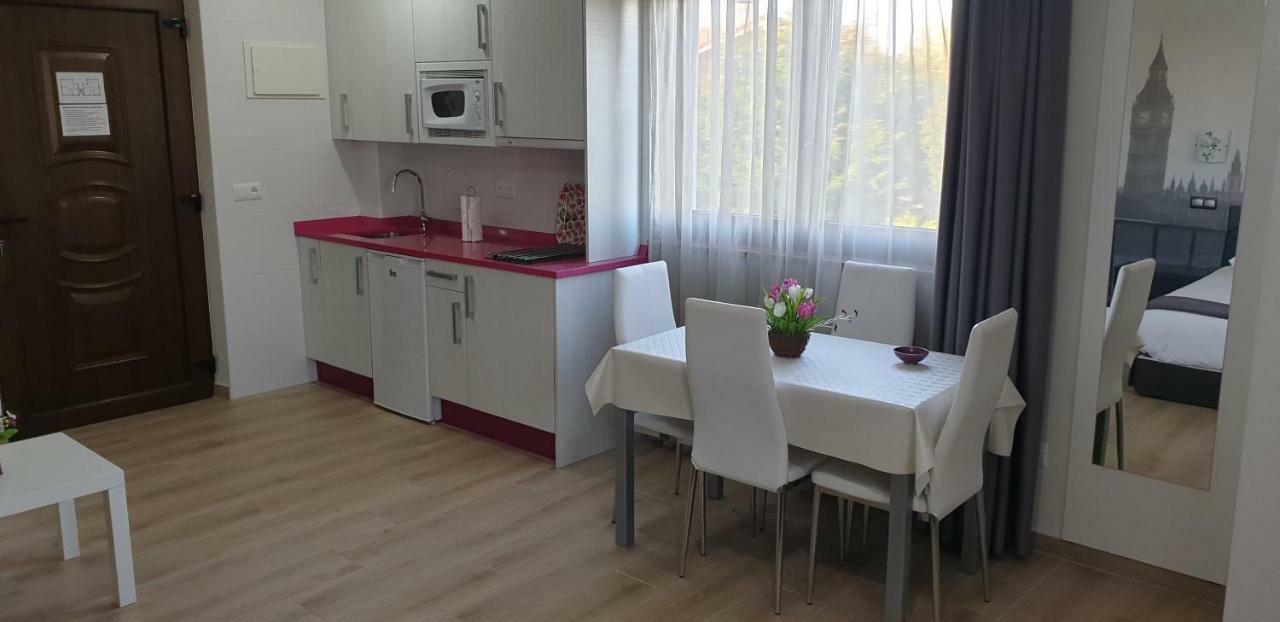Apartamentos La Pradera De Isla Plana Exteriör bild