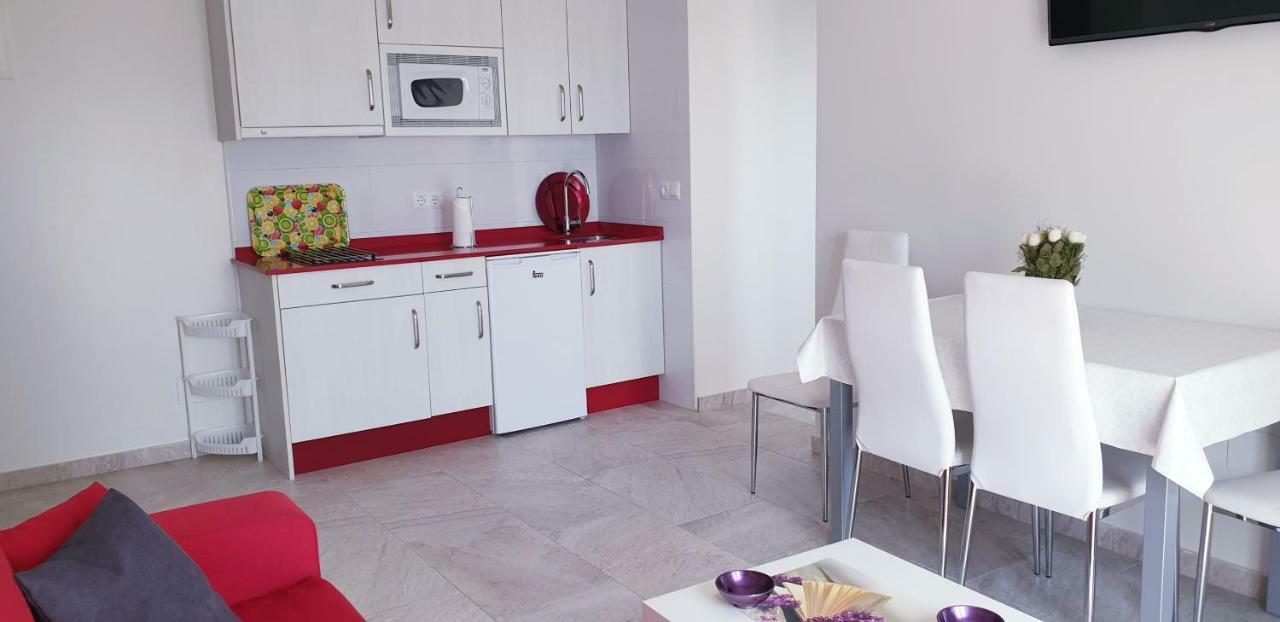 Apartamentos La Pradera De Isla Plana Exteriör bild