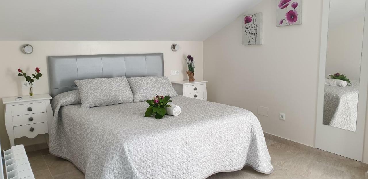 Apartamentos La Pradera De Isla Plana Exteriör bild