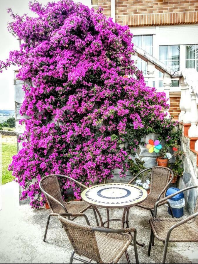 Apartamentos La Pradera De Isla Plana Exteriör bild