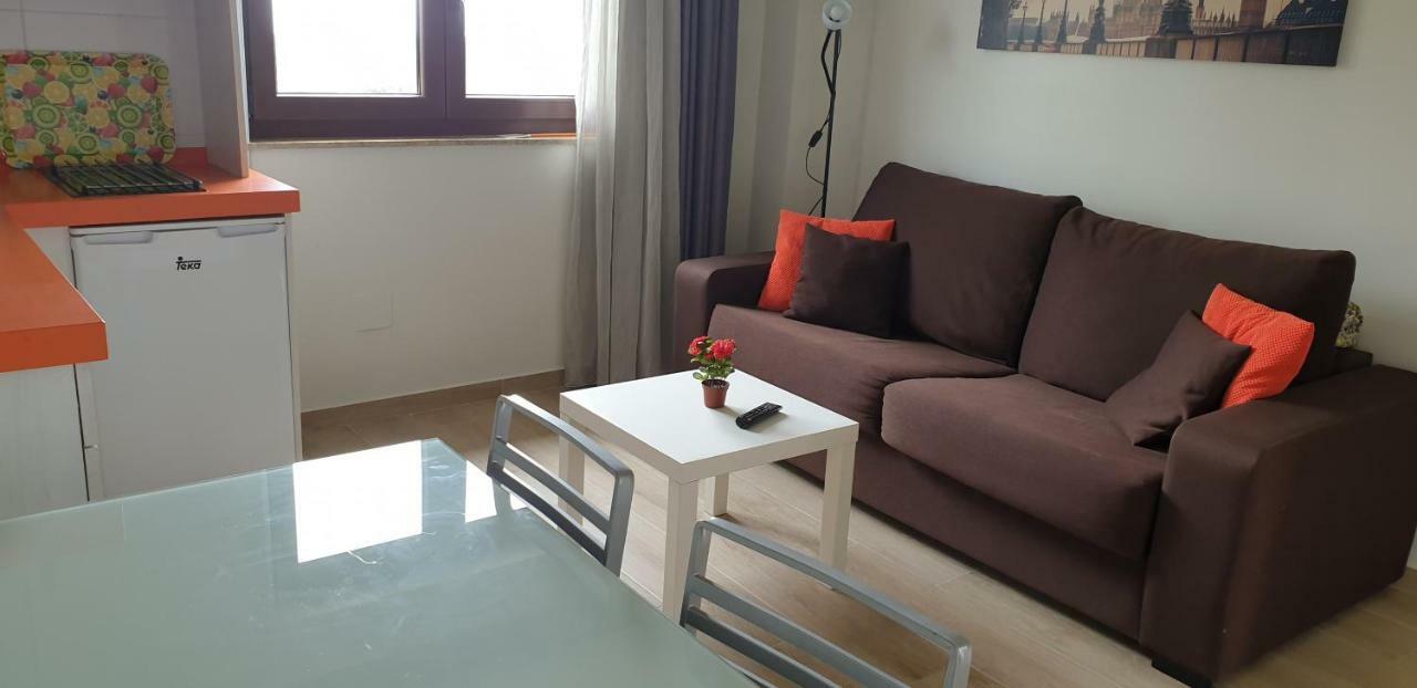 Apartamentos La Pradera De Isla Plana Exteriör bild