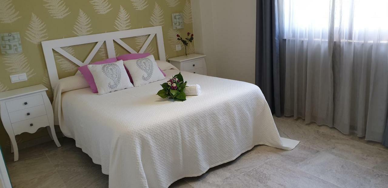 Apartamentos La Pradera De Isla Plana Exteriör bild